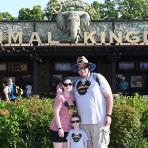 Meet your Posher, Raymond